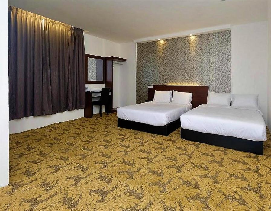 Atabara Boutique Hotel Kuantan Exterior photo