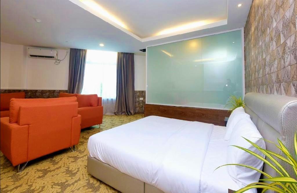 Atabara Boutique Hotel Kuantan Exterior photo
