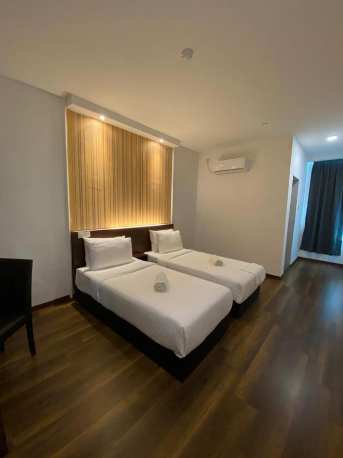 Atabara Boutique Hotel Kuantan Exterior photo