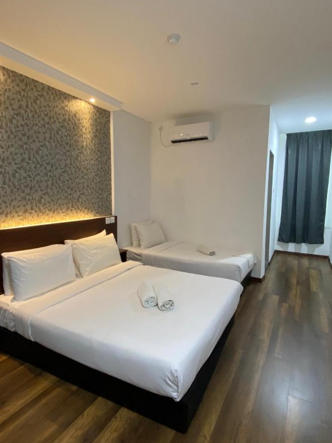 Atabara Boutique Hotel Kuantan Exterior photo