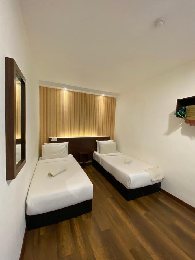 Atabara Boutique Hotel Kuantan Exterior photo
