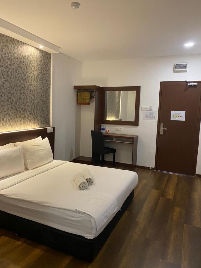 Atabara Boutique Hotel Kuantan Exterior photo