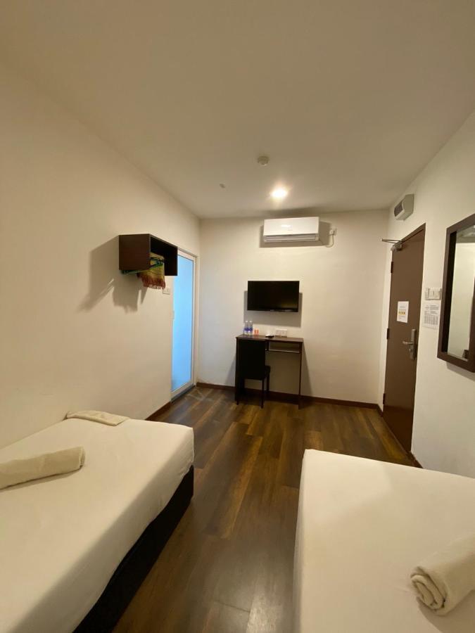Atabara Boutique Hotel Kuantan Exterior photo