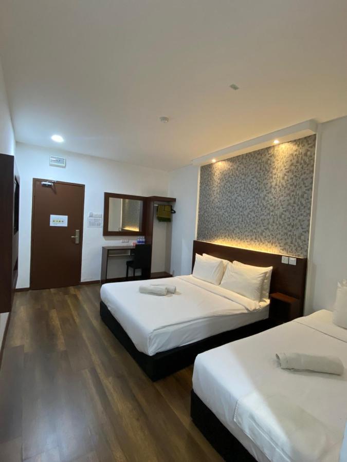 Atabara Boutique Hotel Kuantan Exterior photo