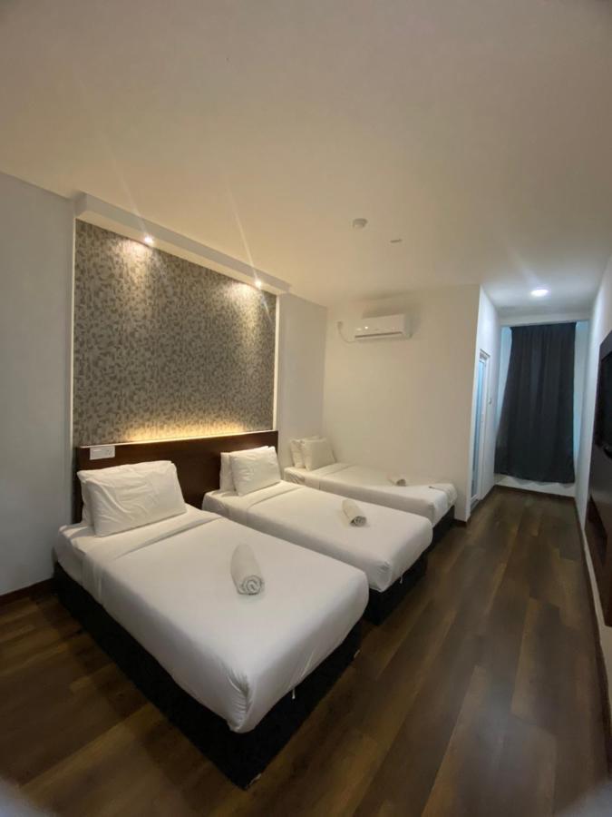 Atabara Boutique Hotel Kuantan Exterior photo